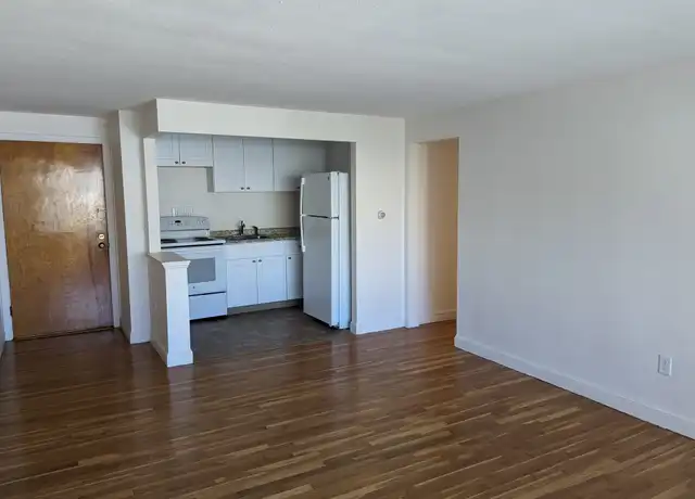 Property at 189 W Wyoming Ave Unit 22, Melrose, MA, 02176, 2 beds, 1 bath, [object Object]