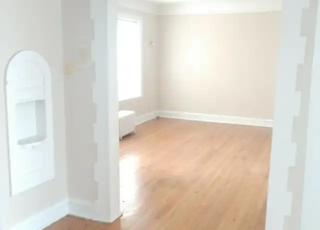 Property at 1800 W Farwell Ave, Chicago, IL, 60626, 1 bed, 1 bath, [object Object]