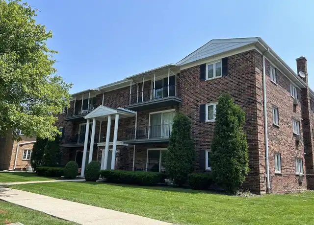 Property at 21 S Waiola Ave Unit 02, La Grange, IL, 60525, 2 beds, 1 bath, [object Object]