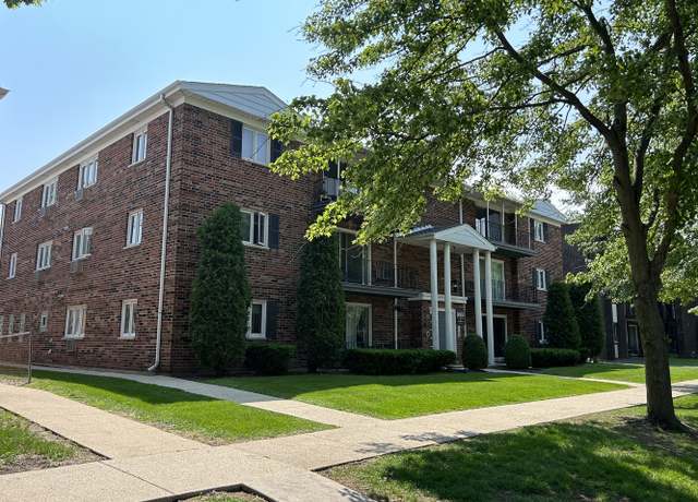 Photo of 21 S Waiola Ave Unit 02, La Grange, IL 60525