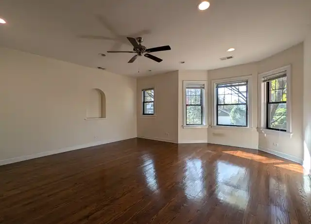Property at 1821 W Leland Ave Unit 1, Chicago, IL, 60640, 3 beds, 2 baths, [object Object]