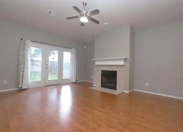 Property at 2917 St Johns Dr, McKinney, TX, 75072, 4 beds, 2 baths, [object Object]