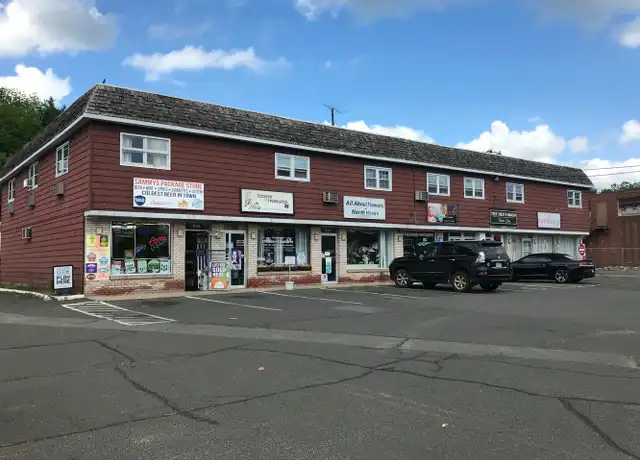 Property at 342 State St Unit 4, North Haven, CT, 06473, 1 bed, 1 bath, [object Object]