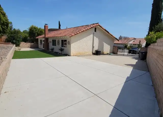 Property at 4025 Tempe Ct, Simi Valley, CA, 93063, 3 beds, 2 baths, [object Object]
