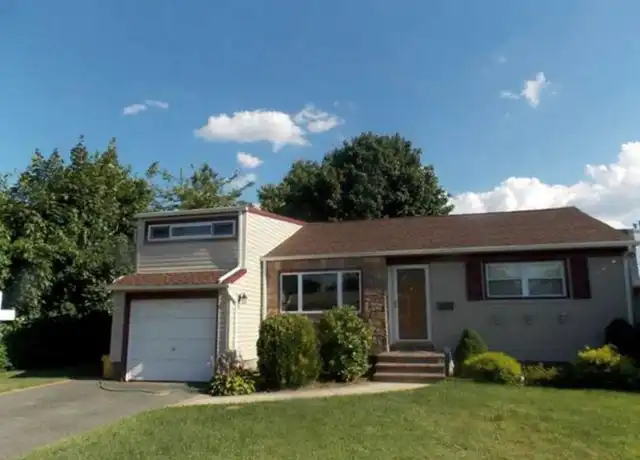 Property at 8 Tobias St, Hicksville, NY, 11801, 3 beds, 1 bath, [object Object]