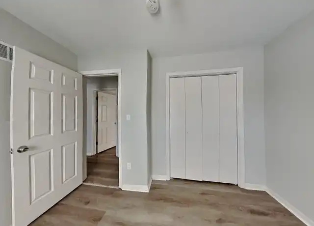 Property at 1407 SE 7th Ct, Lees Summit, MO, 64063, 3 beds, 2 baths, [object Object]