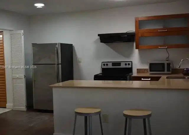 Property at 1975 NE 135th St Unit 2N, North Miami, FL, 33181, 1 bed, 1 bath, [object Object]