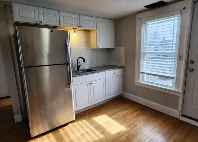 Property at 780 Farmington Ave Unit 5, Bristol, CT, 06010, 1 bed, 1 bath, [object Object]