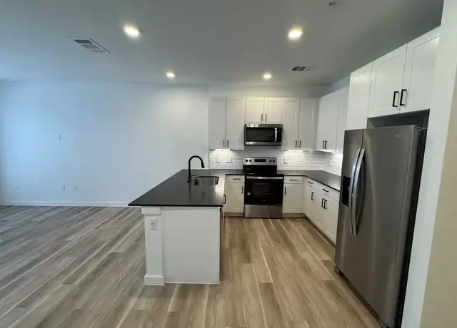 Property at 1286 Old Farm to Market Road 306 Unit 1-1B, New Braunfels, TX, 78130, 2 beds, 2 baths, [object Object]