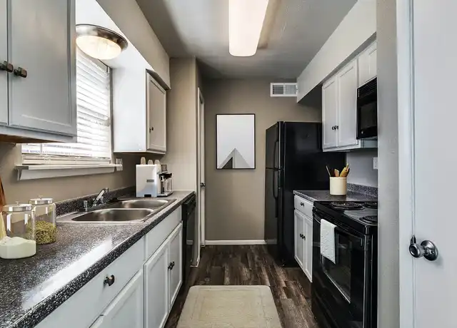 Property at Phoenix Commons - 4151 SW Loop 820, Fort Worth, TX, 76132, 1-2 bed, 1-2 bath, [object Object]
