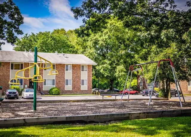 Property at 617 W Laburnum Ave Unit 102, Richmond, VA, 23222, 2 beds, 1 bath, [object Object]
