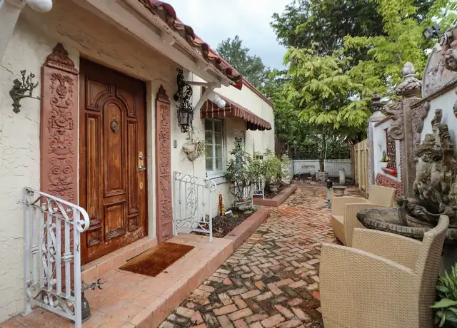 Property at 1200 Venetia Ter Unit A, Coral Gables, FL, 33134, 1 bed, 1 bath, [object Object]
