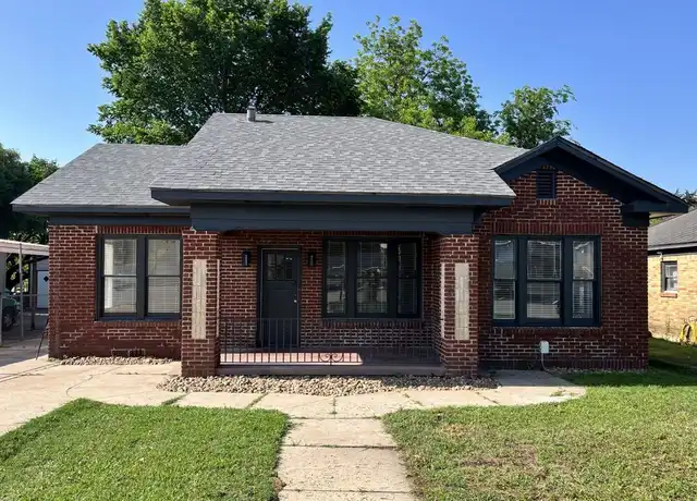 Property at 303 W 30th St, Bryan, TX, 77803, 2 beds, 1 bath, [object Object]