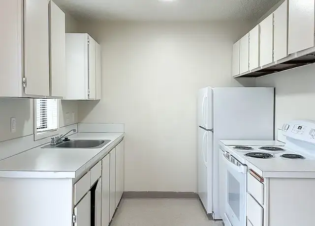 Photo of 4810 Sunnyside Rd SE, Salem, OR 97302