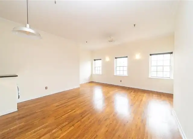 Property at 227 Christopher Columbus Dr Unit 311B, Jersey City, NJ, 07302, 0 beds, 1 bath, [object Object]