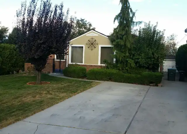 Property at 225 N 27th Ave, Yakima, WA, 98902, 3 beds, 3 baths, [object Object]