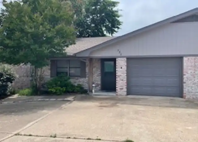 Property at 330 N Barton Ave Unit A, Stephenville, TX, 76401, 2 beds, 2 baths, [object Object]