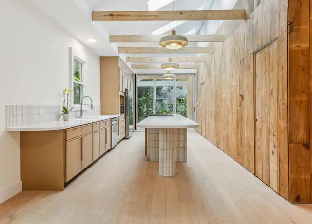 Property at 1411 Ruth St, Houston, TX, 77004, 2 beds, 2.5 baths, [object Object]