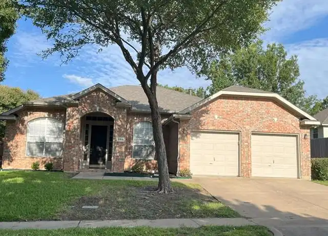 Property at 208 Lake Village Dr, McKinney, TX, 75071, 3 beds, 2 baths, [object Object]