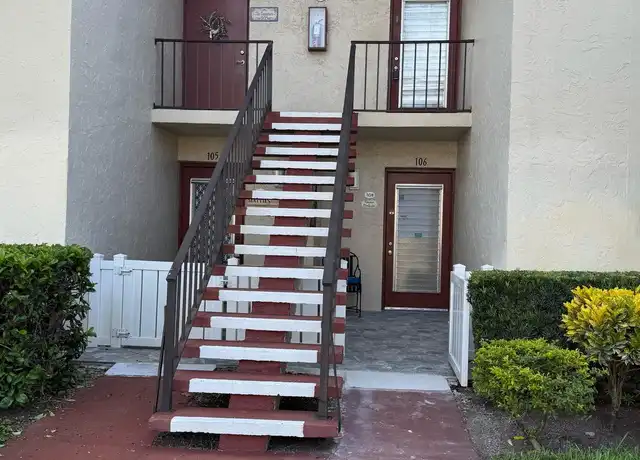 Property at 8 Willowbrook Ln #106, Delray Beach, FL, 33446, 2 beds, 2 baths, [object Object]