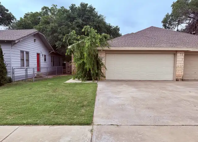 Property at 2217 15th St, Lubbock, TX, 79401, 3 beds, 3 baths, [object Object]