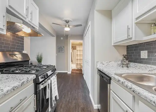Property at The Orchards at Four Mile - 936 4 Mile Rd NW, Grand Rapids, MI, 49544, 1 bed, 1 bath, [object Object]