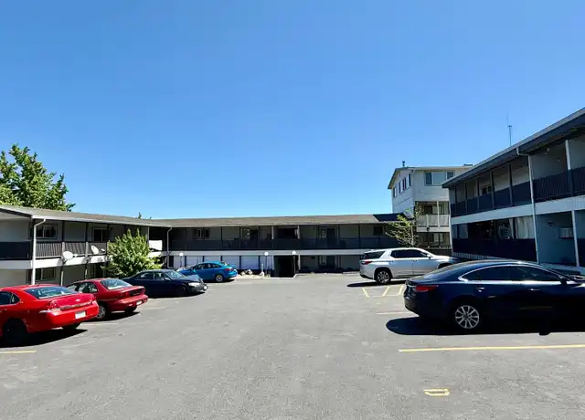 Property at 611 12th St unit E, La Grande, OR, 97850, 2 beds, 1 bath, [object Object]