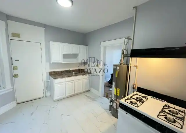 Property at 21 Vail St Unit 3L, Newark, NJ, 07106, 3 beds, 1 bath, [object Object]