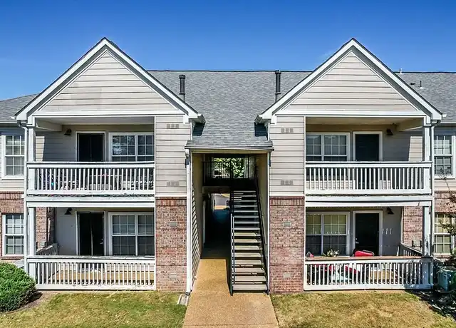 Property at Civic Center West Apartments - 4740 US-51, Southaven, MS, 38671, 1-3 bed, 1-2 bath, [object Object]