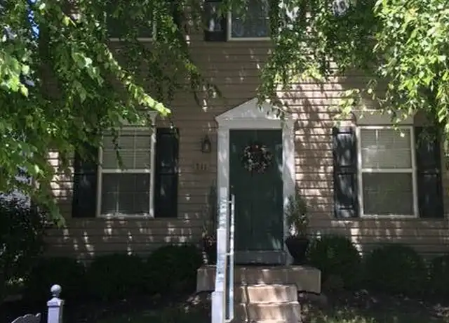 Property at 711 Waler Dr, Lake Saint Louis, MO, 63367, 3 beds, 2.5 baths, [object Object]
