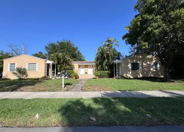 Property at 916 SW 8th Ave Unit 2, Fort Lauderdale, FL, 33315, 1 bed, 1 bath, [object Object]