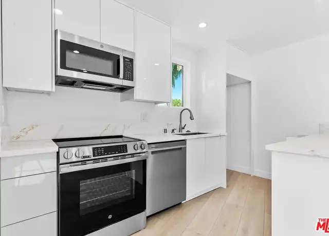 Property at 10941 Christine Way, Tujunga, CA, 91042, 3 beds, 2 baths, [object Object]