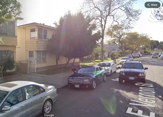 Property at 244 E Vernon St Unit 4, Long Beach, CA, 90806, 2 beds, 1 bath, [object Object]