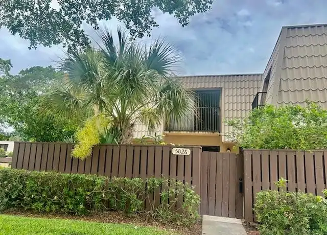 Property at 5026 50th Way, West Palm Beach, FL, 33409, 2 beds, 2.5 baths, [object Object]