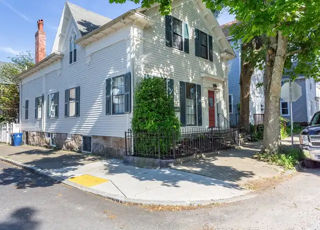 Property at 90 Walden St Unit house, New Bedford, MA, 02740, 3 beds, 1.5 baths, [object Object]