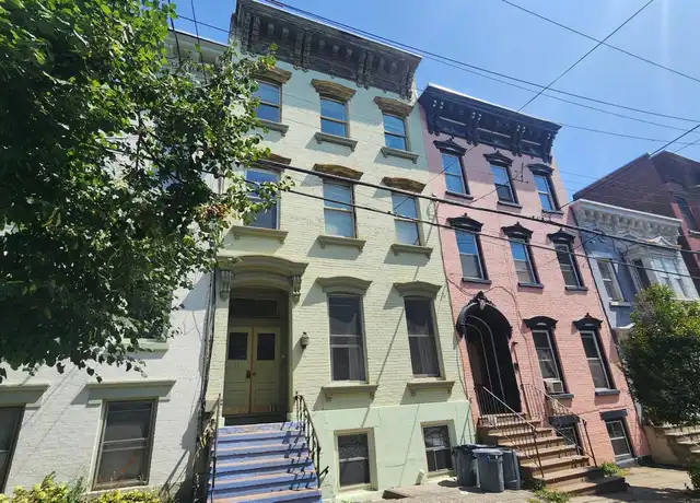 Property at 11 Elm St, Albany, NY, 12202, 2 beds, 1 bath, [object Object]