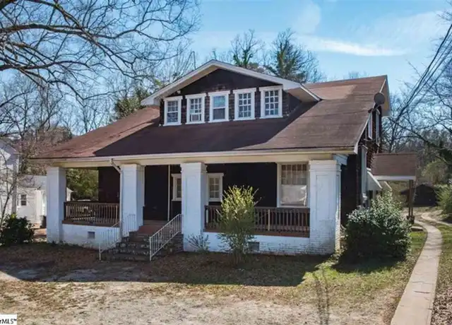 Property at 213 Jones St Unit A, Laurens, SC, 29360, 1 bed, 1 bath, [object Object]