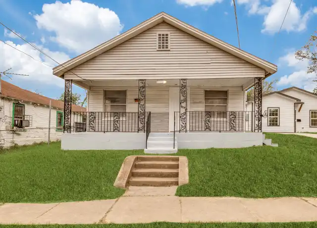 Property at 3907 Roberts Ave, Dallas, TX, 75215, 3 beds, 1 bath, [object Object]