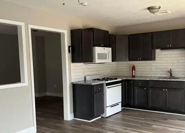 Property at 318 Main St Apt 6, Townsend, DE, 19734, 2 beds, 1 bath, [object Object]