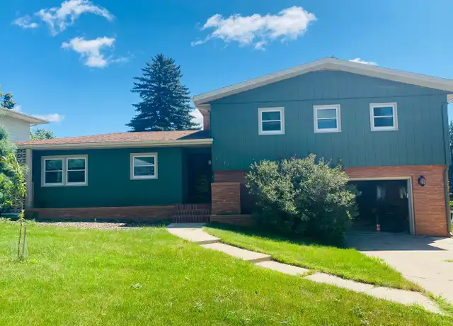 Property at 1241 E Coulee Rd, Bismarck, ND, 58501, 3 beds, 2.5 baths, [object Object]