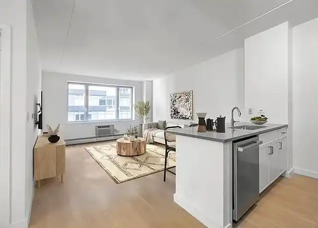 Property at 95 Worth St Unit 808, New York, NY, 10013, 1 bed, 1 bath, [object Object]