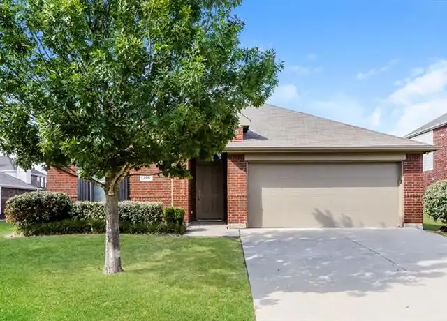 Property at 206 Clydesdale St, Waxahachie, TX, 75165, 4 beds, 2 baths, [object Object]
