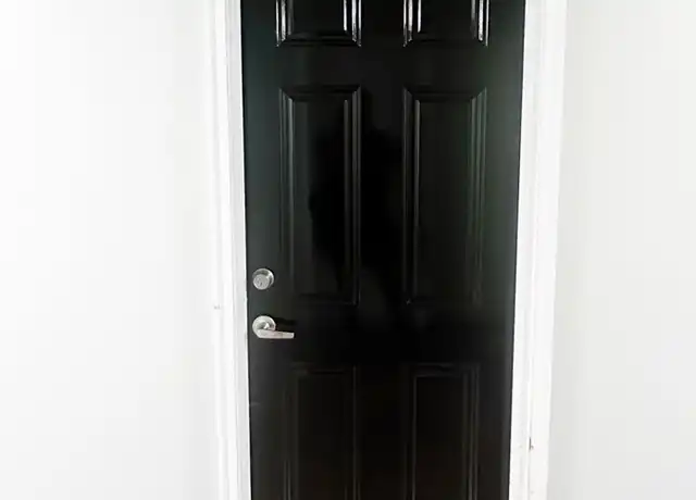 Property at 1102 Pine St NE Unit 52, Salem, OR, 97301, 1 bed, 1 bath, [object Object]