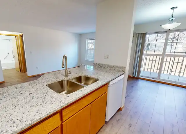 Property at Rosoto Villa - 1901 Desoto St, Saint Paul, MN, 55117, 2 beds, 1 bath, [object Object]