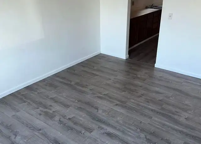 Property at 1206 Wheeler Ave Unit 2, Hoquiam, WA, 98550, 1 bed, 1 bath, [object Object]