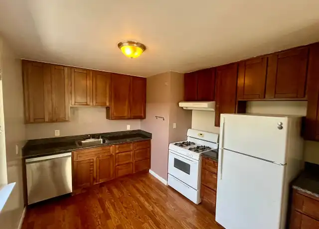 Property at 588 59th St Unit 5, Oakland, CA, 94609, 2 beds, 1 bath, [object Object]