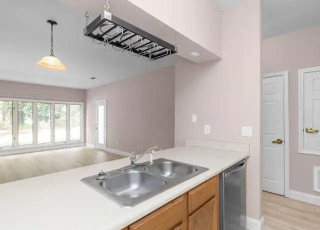 Property at 1940 Bluewater Blvd #103, Niceville, FL, 32578, 1 bed, 1 bath, [object Object]