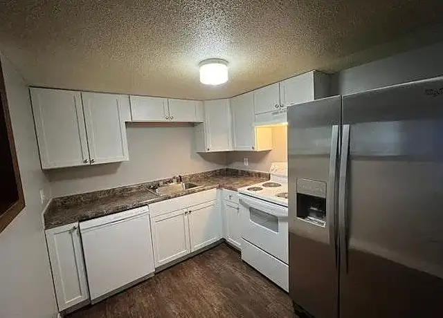Photo of 3300 Huntington Ave, Lincoln, NE 68504