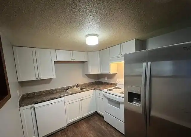 Property at 3300 Huntington Ave, Lincoln, NE, 68504, 1 bed, 1 bath, [object Object]