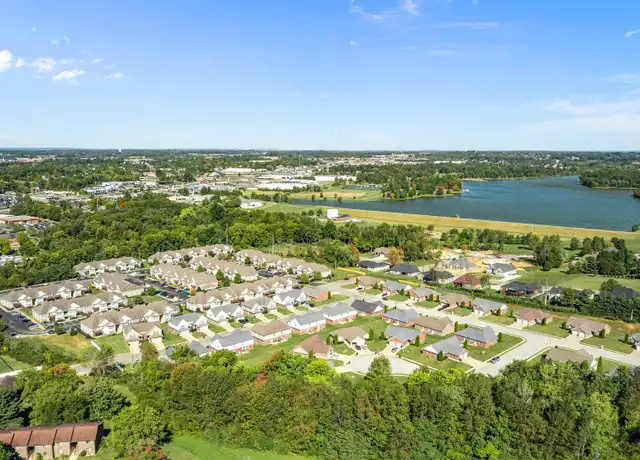 Property at 102 Clays Pointe Ct Unit 918 B, Elizabethtown, KY, 42701, 2 beds, 2 baths, [object Object]